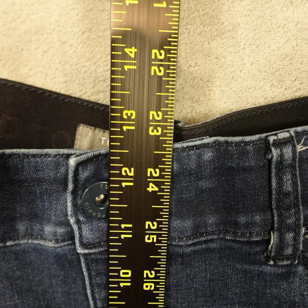 Torrid Bombshell‎ Skinny Jeans - Super Soft Dark Wash | Size 20 Short